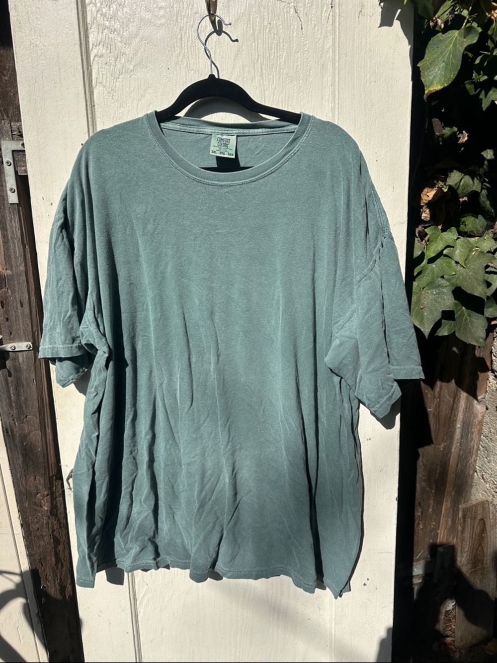 Comfort Colors Men's Oversized Tee in Dusty Teal